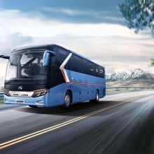 陆家镇大巴车租赁-33座金龙客车